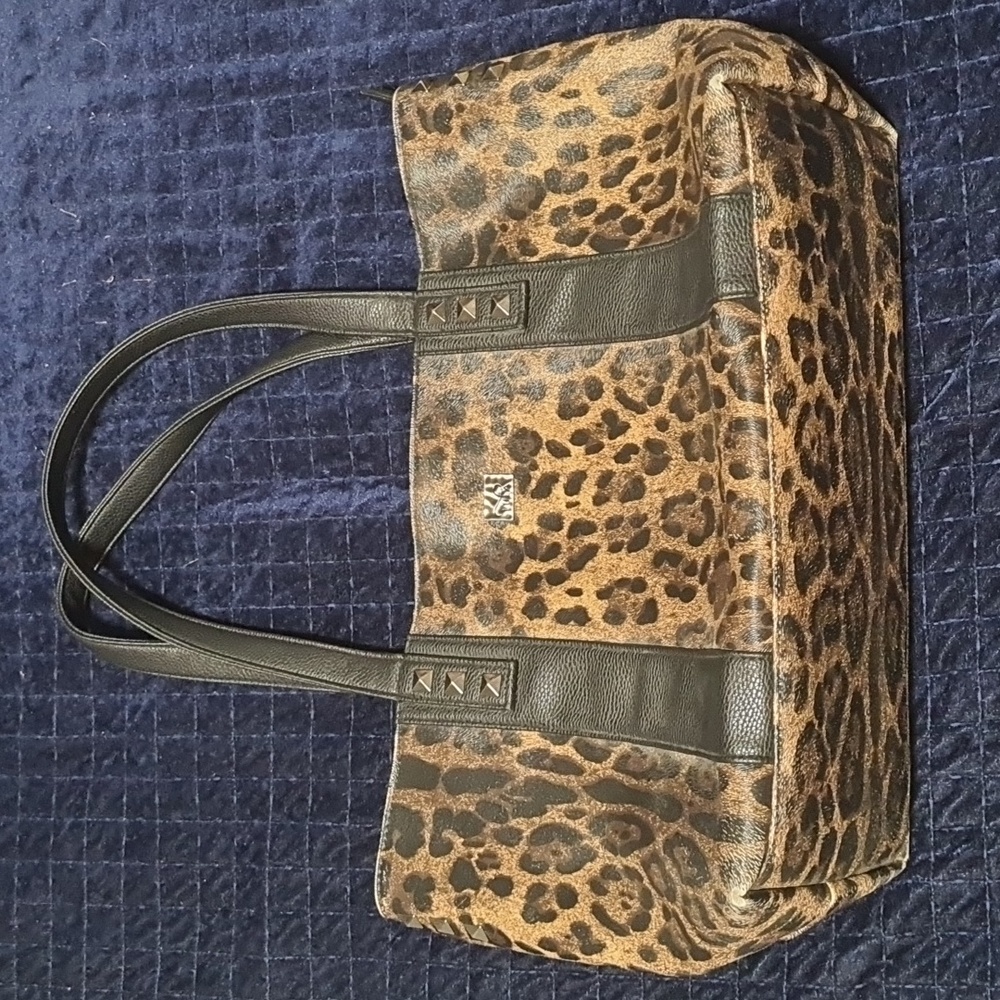 Lula purse, great condition